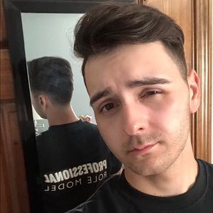 Meet your Posher, Christopher